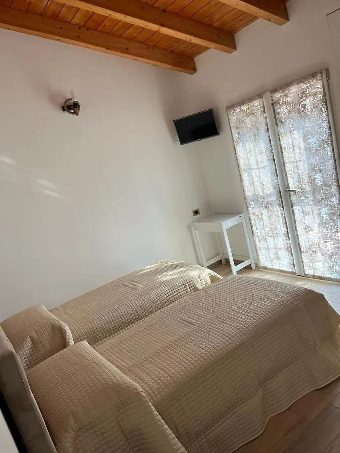 B&B La Villa Rozzano Bed & Breakfast